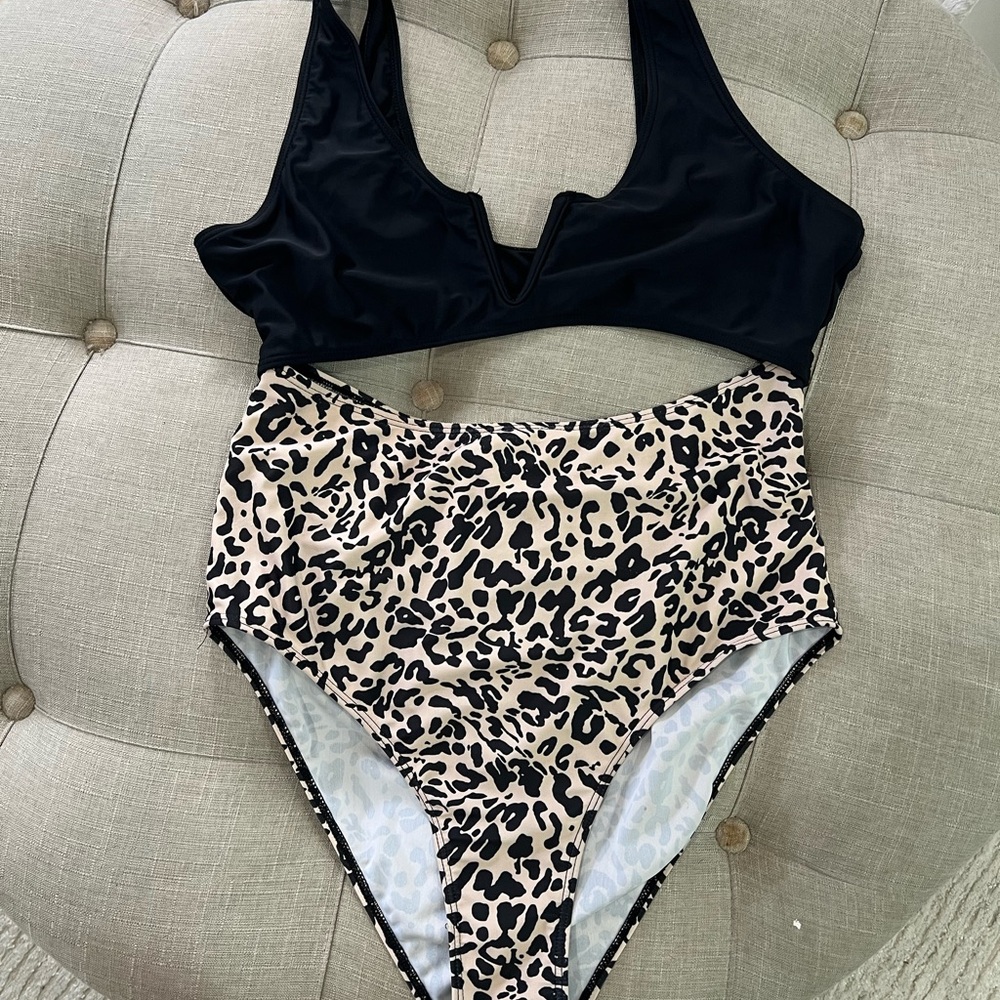 Black and Leopard Print Monokini Set